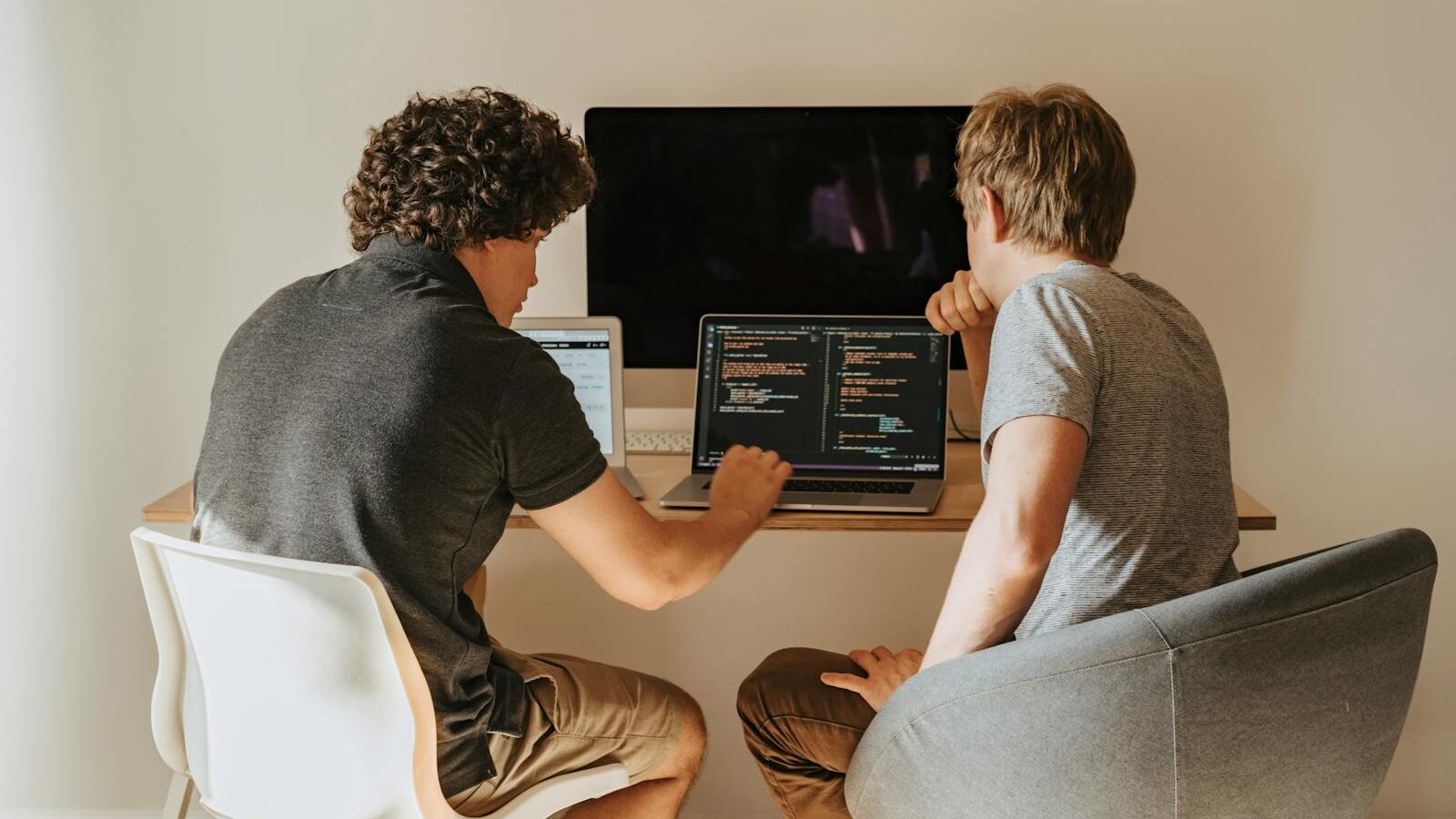 Brian Armstrong: The Stanford Engineer Who Built a Global Digital Asset Platform