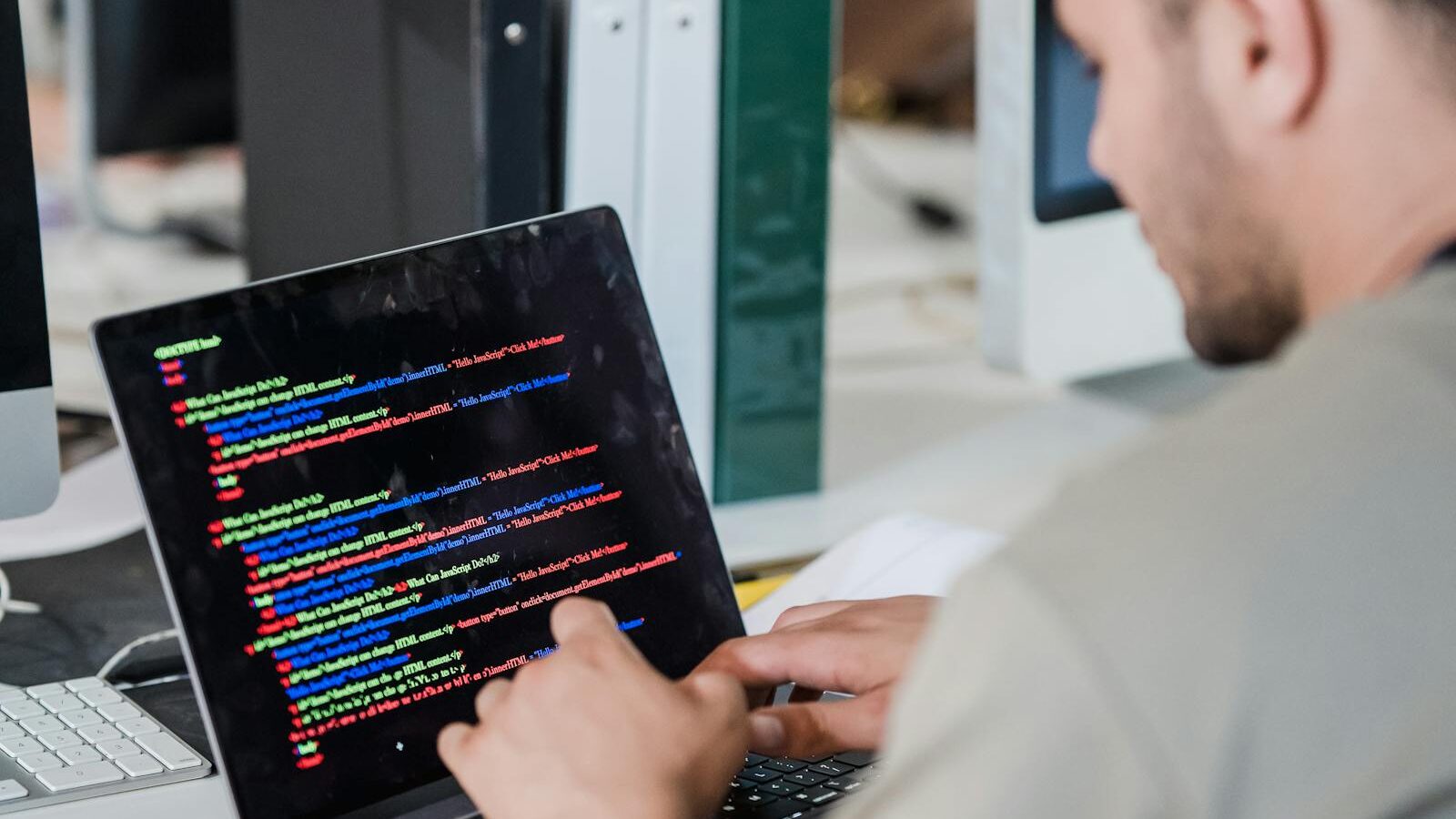 Vitalik Buterin: The 19-Year-Old Who Built One of the World’s Most Used Open-Source Platforms